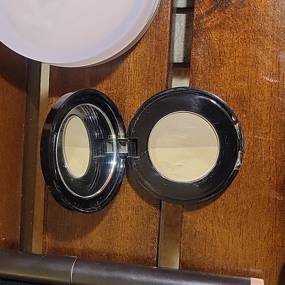 Makeup Bundle Eye Brow Face MAC Anastasia Kosas - Picture 7 of 15